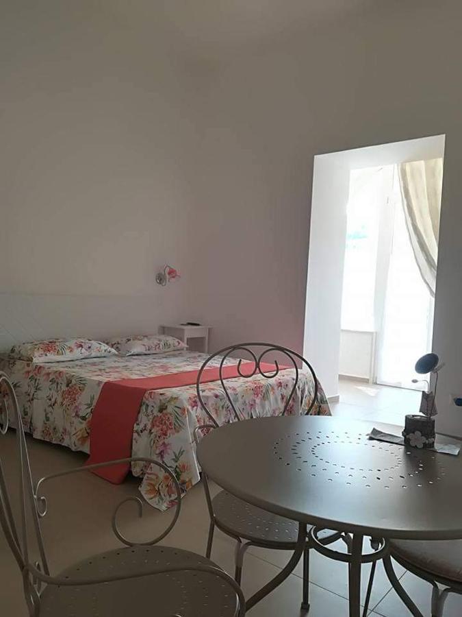 Il Covo Delle Civette Bed and Breakfast Vietri Rum bild